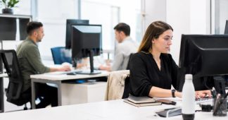 La Junta destina 5 millones a incentivar la contratación indefinida de personas que han completado prácticas del programa EPES