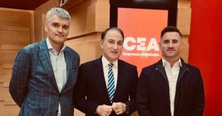 El transporte andaluz refuerza el diálogo con la junta en la Asamblea General de la CEA