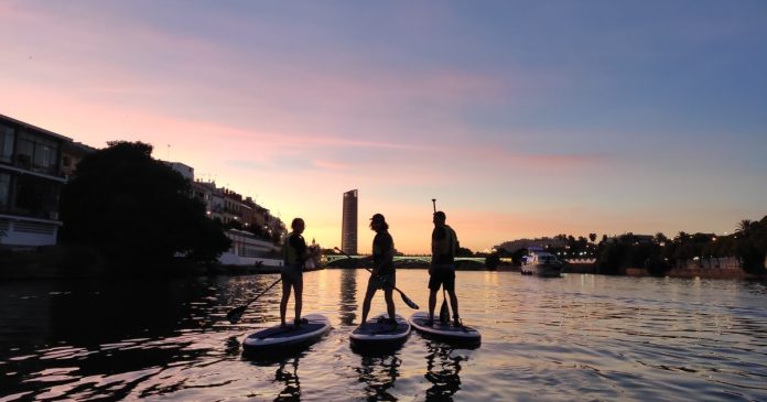 NATURANDA adquiere PADDLE SURF SEVILLA y amplía su oferta en el Guadalquivir
