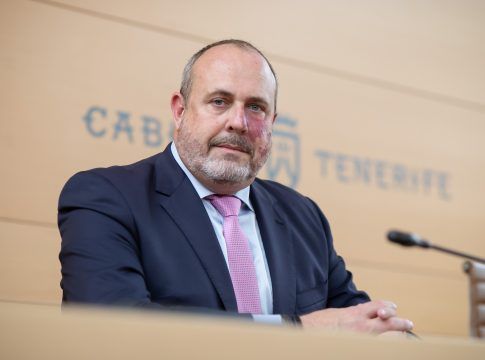 El Cabildo de Tenerife y Fundación Scientia formarán a 300 docentes en robótica y programación