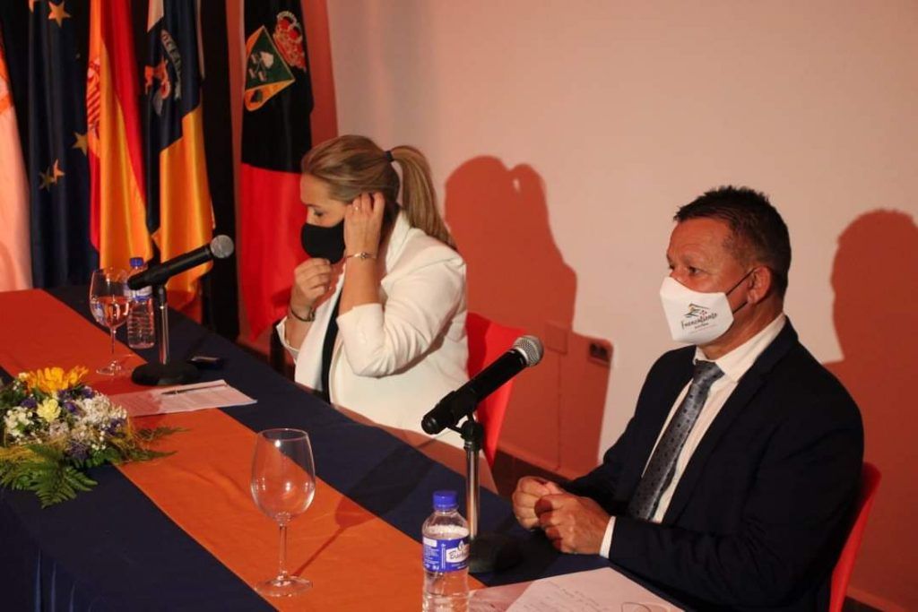 Fuencaliente presenta un plan turístico  cuyos protagonistas son la ciencia y la naturaleza del municipio.