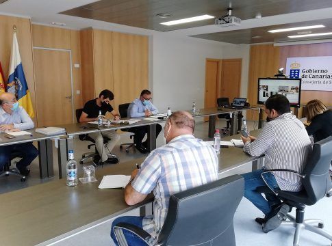 El Servicio Canario de la Salud informa a la mesa sectorial de la continuidad del desarrollo de la OPE de 2018