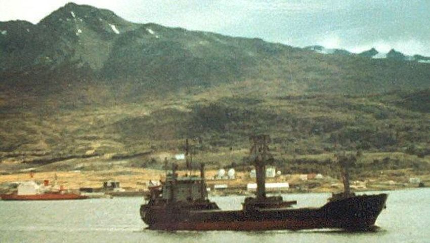 Dos canarios héroes de la Marina Mercante argentina