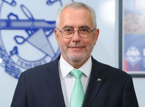 "Alborotadores" por Óscar Izquierdo, presidente de FEPECO