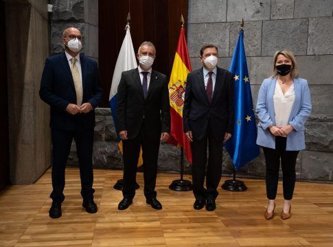 Torres recibe la confirmación de que se mantendrá la ficha financiera anual de 268,5 millones del Posei hasta 2027