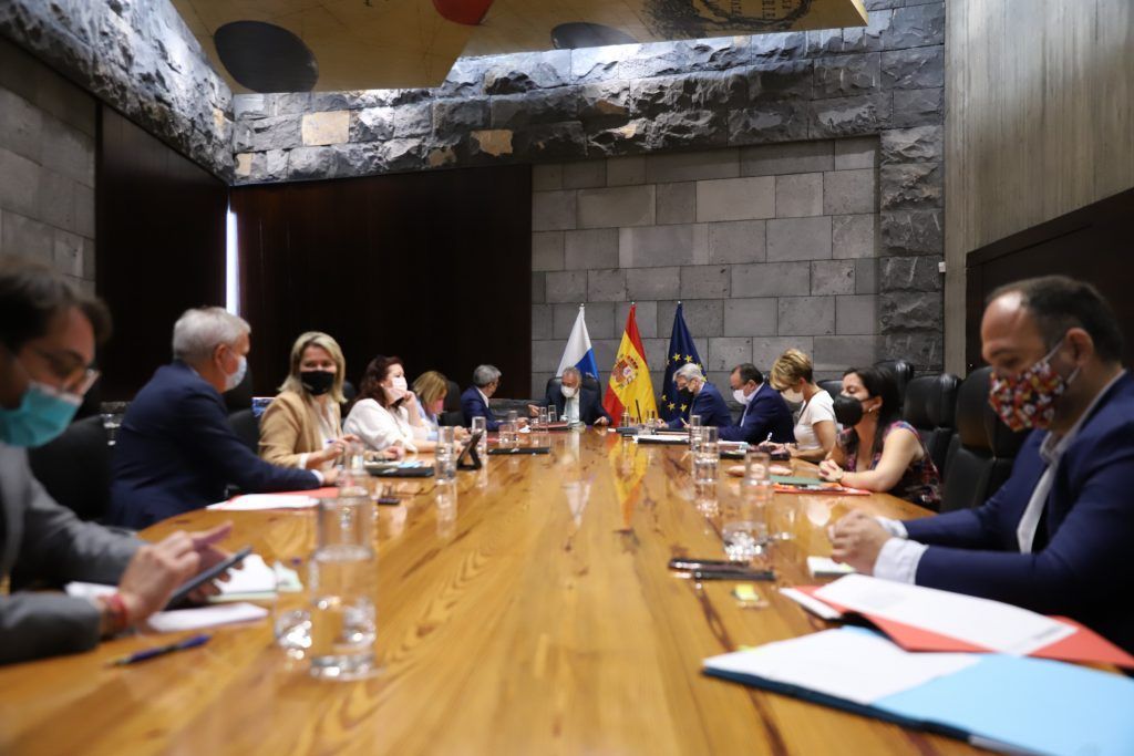 Consejo de Gobierno el miércoles para analizar la evolución de la pandemia con atención a la situación de Tenerife