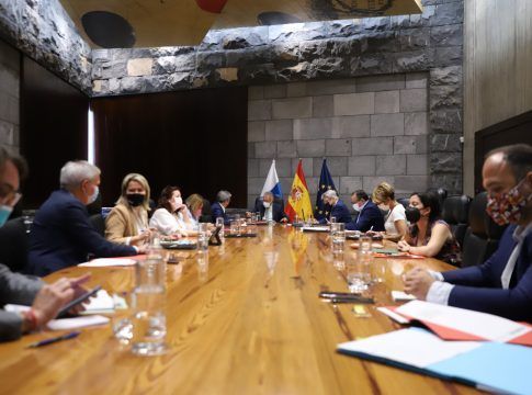 Consejo de Gobierno el miércoles para analizar la evolución de la pandemia con atención a la situación de Tenerife