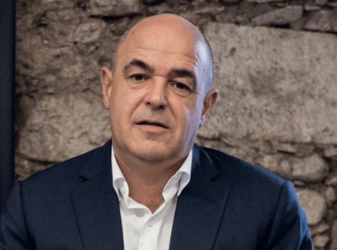 José María Mañaricua: “Es necesaria una remodelación de las infraestructuras turísticas”