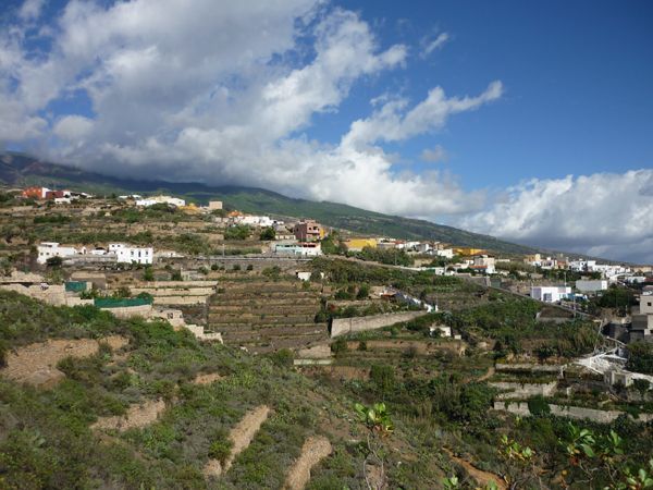 Turismo de Canarias acondiciona el albergue turístico Vieja Escuela de La Zarza en Fasnia