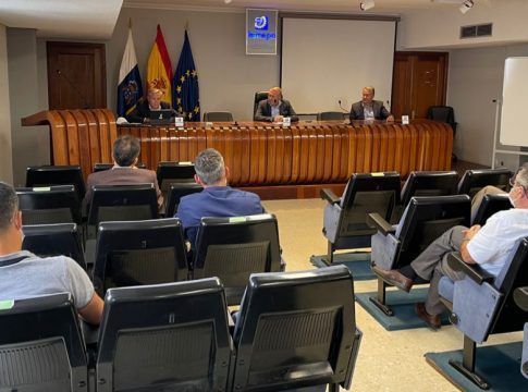 Patronales y asociaciones empresariales constituyen la Mesa Intersectorial de la Movilidad en Canarias