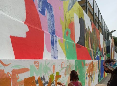 El alumnado del CEIP Los Verodes, protagonista del nuevo mural de ‘Sumérgete en Santa Cruz’