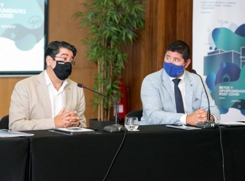 El Círculo de Empresarios y Profesionales del Sur de Tenerife (CEST) presenta el Congreso Canario de Comercio junto a la Consejería de Turismo, Industria y Comercio del Gobierno de Canarias, el Cabildo de Tenerife y el Ayuntamiento de Arona