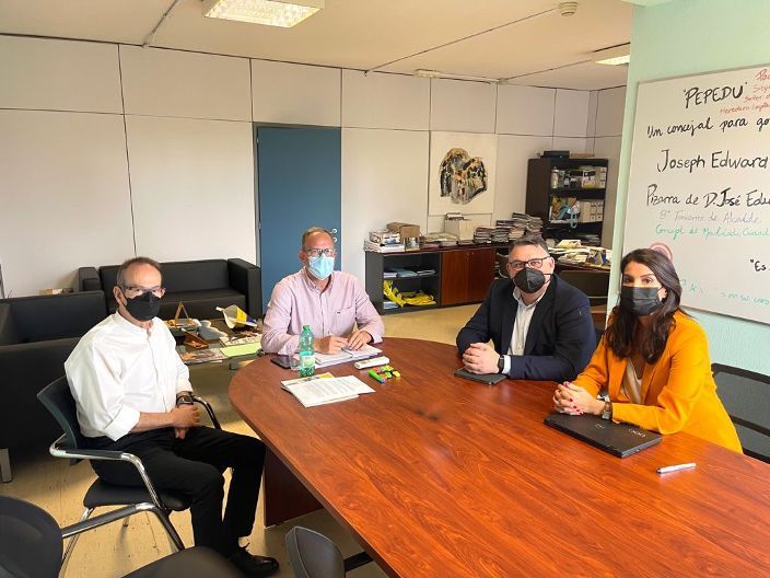 La Concejalía de Movilidad del Ayuntamiento de Las Palmas de Gran Canaria revisará la fiscalidad de las motos tras reunirse con Faconauto Canarias