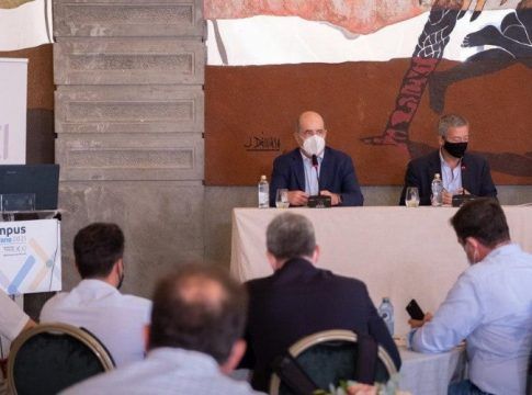 Manrique de Lara insta al Gobierno a crear un comisionado “para defender el REF"