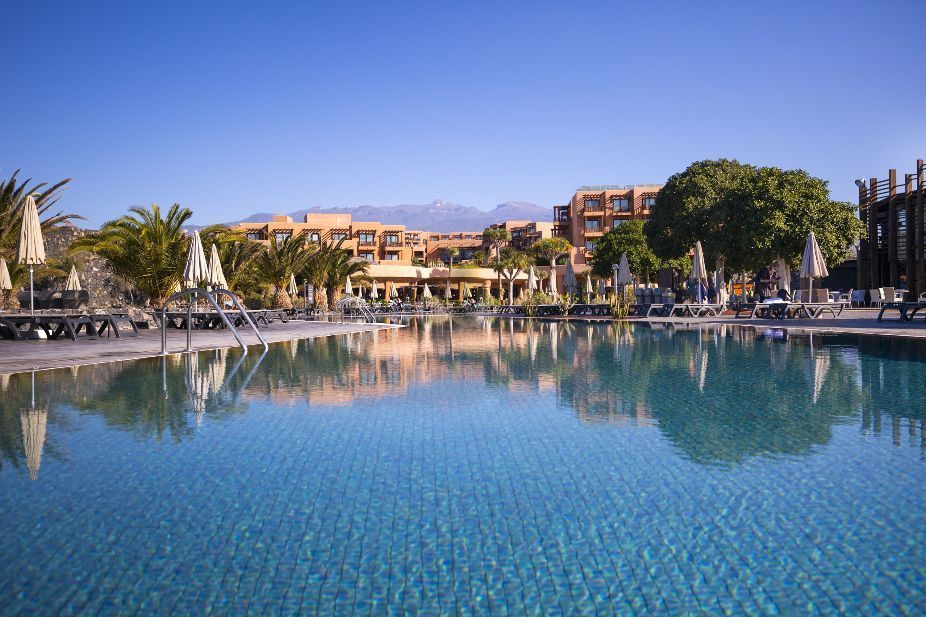 Barceló Hotel Group te invita a disfrutar de la felicidad sin salir de las islas