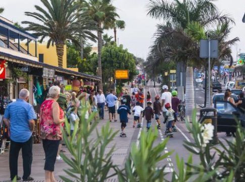 Canarias crecerá un 10,7% en 2022 gracias al impulso del turismo exterior, según BBVA