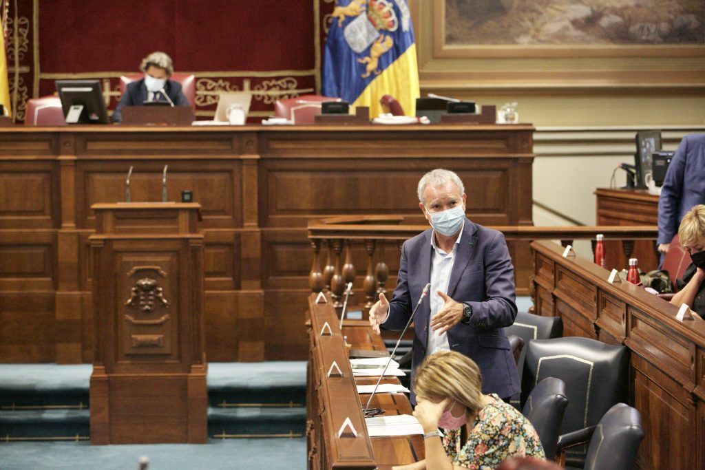 Franquis: “Estamos en disposición de entregar a principios de octubre las primeras casas a afectados por el volcán”