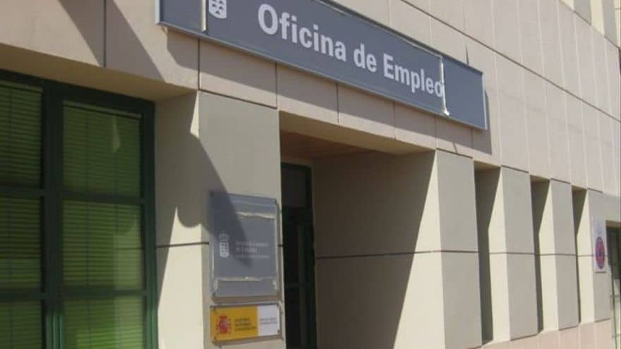 El empleo en Canarias se incrementa durante el mes de agosto, si bien todavía se distancia en 37.967 afiliados con respecto a los niveles prepandemia