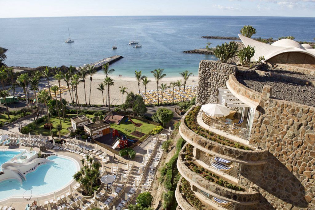 El Grupo Anfi reabre tres hoteles tras el cierre total y afronta la recuperación de cara el invierno