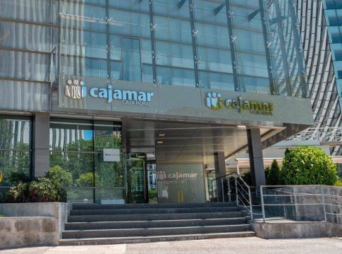 Grupo Cajamar, entidad mejor calificada en gestión de riesgos medioambientales, sociales y gobierno corporativo