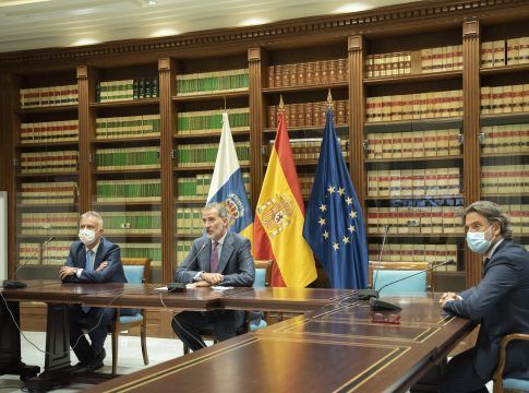 El Rey agradece la fortaleza institucional y técnica del PEVOLCA