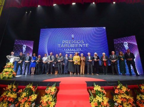 Wolfgang Kiessling recibe el Premio Taburiente en reconocimiento a su excelencia en el desarrollo empresarial