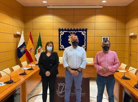 El Cabildo de Fuerteventura subvenciona a la Asociación de Empresarios de la Zona Centro con 50.000 euros