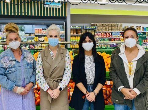HiperDino realiza una segunda entrega de las donaciones de clientes para La Palma