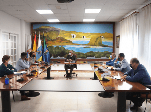 Arico inicia con Coalición Canaria una rueda de contactos con los grupos del Cabildo en busca de la compensación por el vertedero