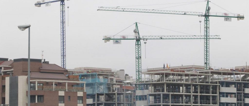La escalada de precios dificulta la recuperación del sector industrial canario