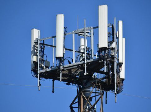 Más de 3.200 andaluces se formarán en tecnología 5G con alta demanda de empleo