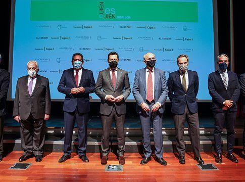 Moreno aboga por seguir con la agenda reformista para que sean cada vez más las empresas que elijan Andalucía para invertir y establecer su sede