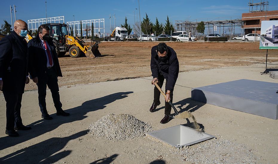 Moreno coloca la primera piedra del Centro de FP Aeroespacial, la mayor inversión en infraestructuras educativas en esta legislatura