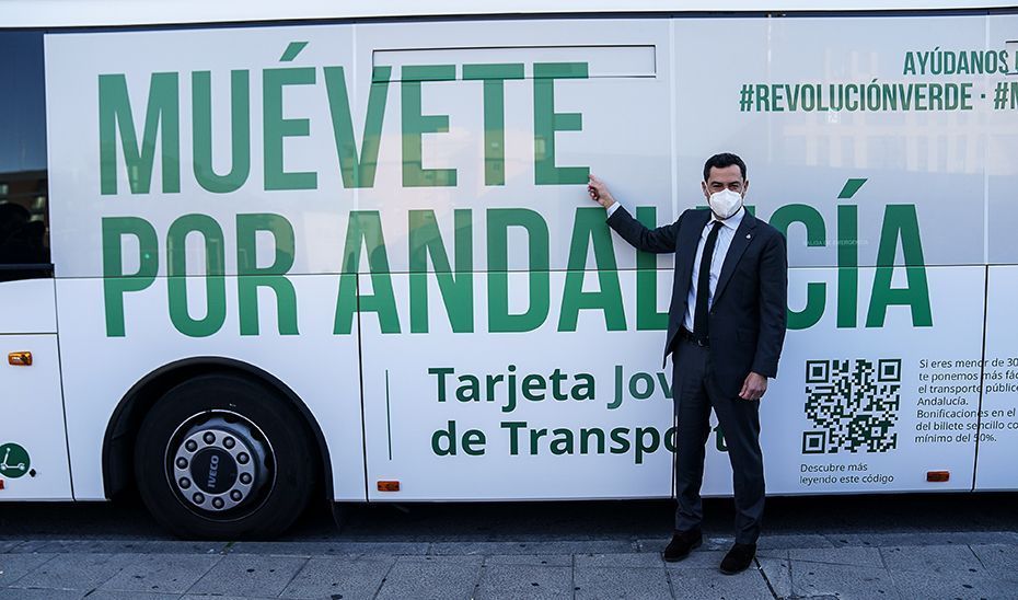 Moreno señala que la Tarjeta Joven de Transporte cumple una demanda histórica, favorece la movilidad sostenible y supone un ahorro para las familias