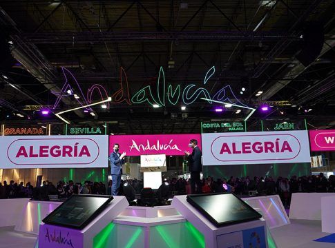 Andalucía consigue un hito histórico al posicionarse como primer destino turístico de España y aspira a alcanzar los 26 millones de visitantes en 2022