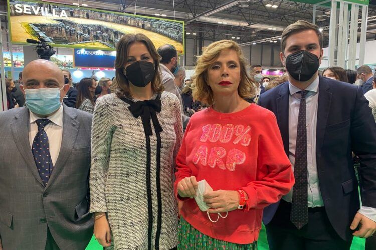 Ronda y Ágatha Ruíz de la Prada presentan en FITUR la pasarela con más altura de España