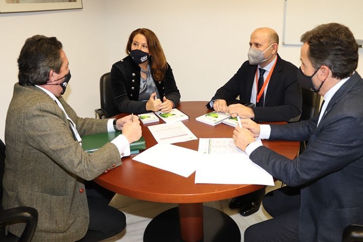 Crespo destaca la importancia del buen estado de los cultivos para obtener “alimentos saludables y con todo el sabor”