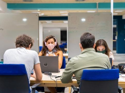 Andalucía Open Future se consolida en 2021 como iniciativa de referencia en emprendimiento tecnológico con 220 startups aceleradas