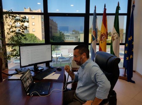 El alcalde de La Línea sostiene que la propuesta de la ciudad autónoma sigue adelante