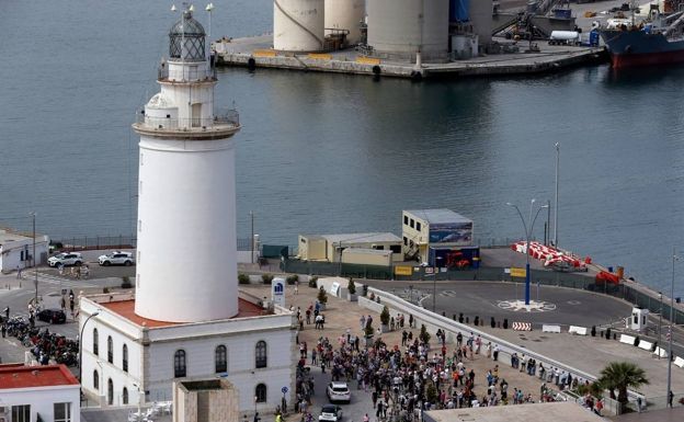 El Gobierno protege La Farola de Málaga y vuelve a poner en jaque el proyecto de la Torre del Puerto