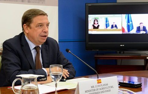 El ministro de Agricultura marca como retos conseguidos en 2021 la Ley de la Cadena Alimentaria y la PAC
