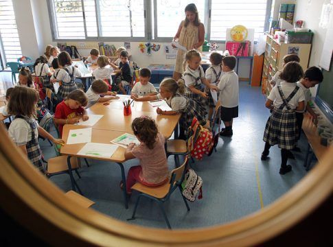 Ratificada la consolidación de más de un millar de los docentes de refuerzo en el sistema educativo￼