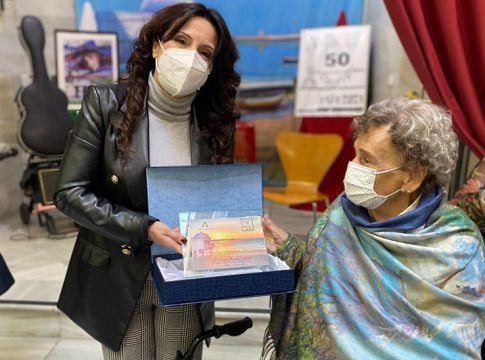Igualdad impulsa un grupo de trabajo con entidades bancarias para mejorar la atención a los mayores￼