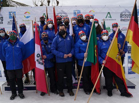 Moreno anuncia que Andalucía contará con una Ley para regular el funcionamiento de las estaciones de esquí, snowboard y montaña￼