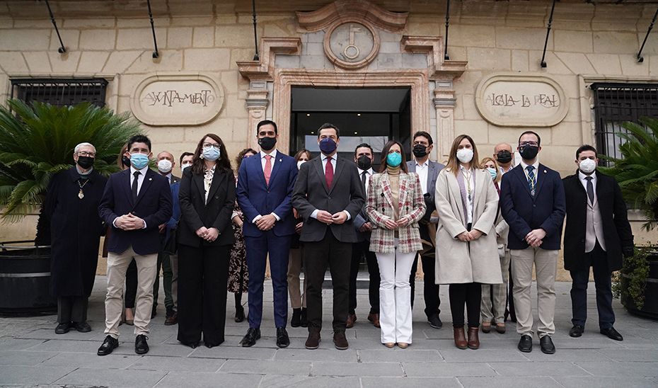 Moreno destaca el potencial y el papel relevante de Alcalá la Real en Andalucía e incide en el compromiso del Gobierno andaluz con este municipio￼