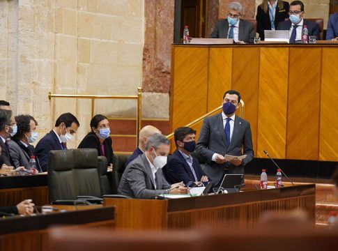 Moreno llevará a la Conferencia de Presidentes la reforma de la financiación, los Fondos del Plan de Recuperación y tomar medidas frente a la sequía