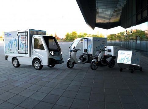 Bridgestone colabora con la empresa sevillana Scoobic para impulsar la movilidad sostenible de última milla