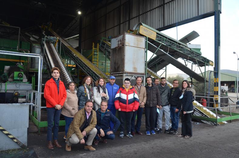 Las fundaciones Juan Ramón Guillén y Randstad desarrollan con éxito su primera formación de maestro de almazara y especialista en cata de AOVE