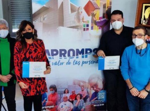 Los trabajadores de Software Delsol donan más de 1.200 euros para la promoción de capacidades de personas con discapacidad intelectual