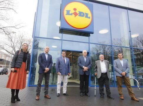 Éxito de ventas de ‘Vaqueros del Sur’, la leche de Lidl que garantiza la rentabilidad de las familias ganaderas andaluzas